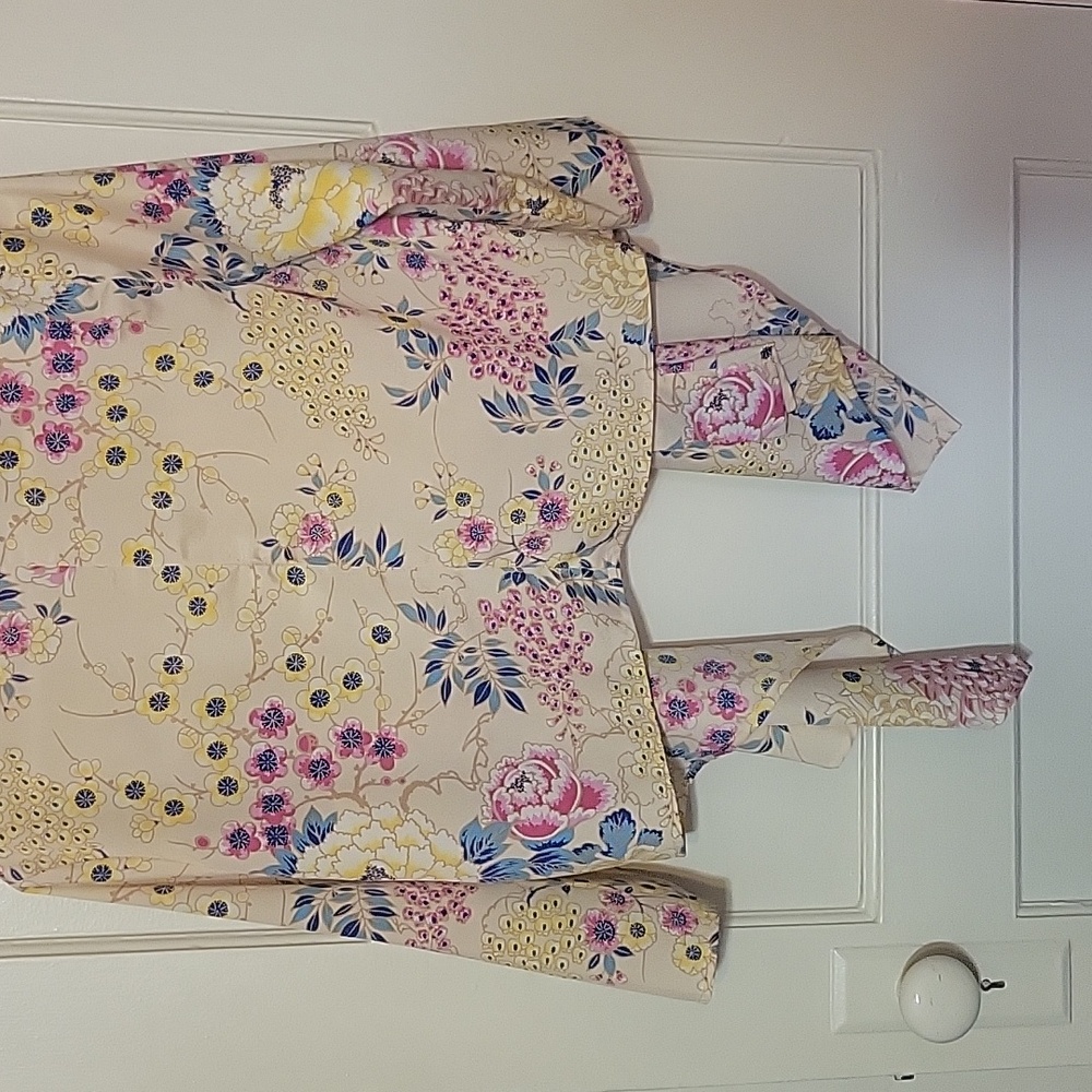 Sweater - Picture 2 of 3